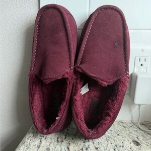 Mens UGG Ascot Maroon Suede Slip On Lined Slippers Shoes Loafers Size 9